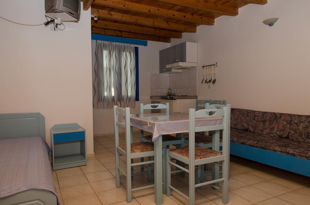 Cleopatra Apartment Marathokampos
